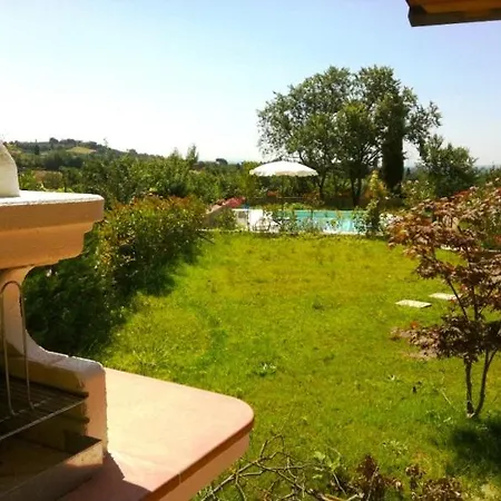 La Querce Sleeps 5 Pool Wifi Vila