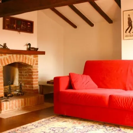 La Querce Sleeps 5 Pool Wifi * فويانو ديلا تشيانا