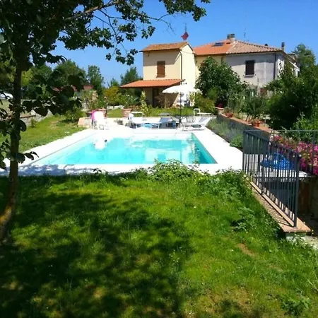 فيلة La Querce Sleeps 5 Pool Wifi